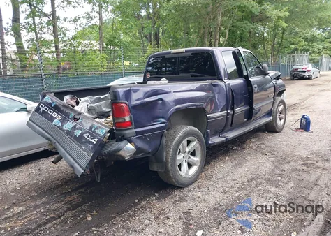 1998 Dodge Ram 1500 St из США, поврежденный, VIN 3B7HF13Z2WG218432